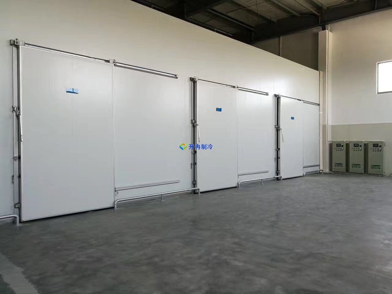 300平低温冷冻库设备报价，节能冷库设计方案